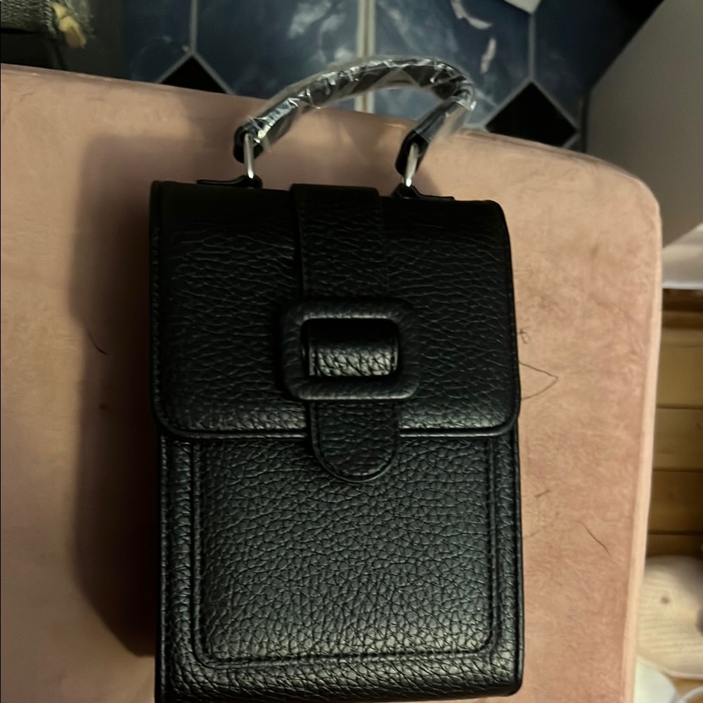 Elegant Black Crossbody Bag